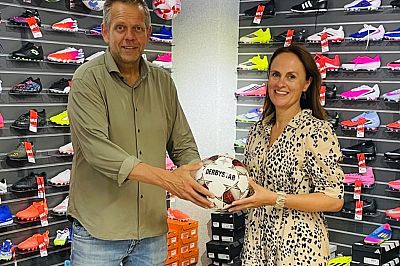 83 nieuwe Derby Star‑ballen voor VVSB!
