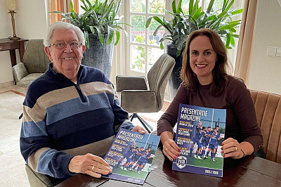 Eerste exemplaar VVSB Magazine verhandigd aan Piet Broekhof