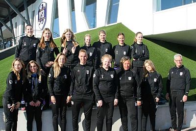 Nieuwe trainingspakken voor MO15
