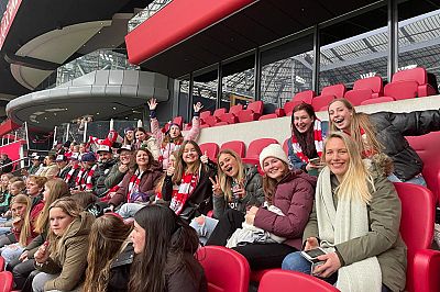 VVSB meiden naar Ajax - Feyenoord