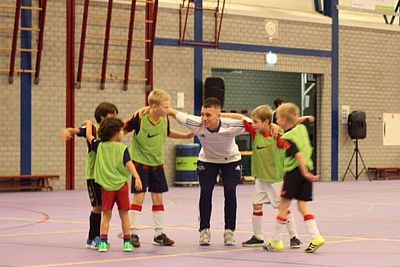 Play2Improve indoor-Voetbaldagen in Noordwijkerhout (de Schelft)