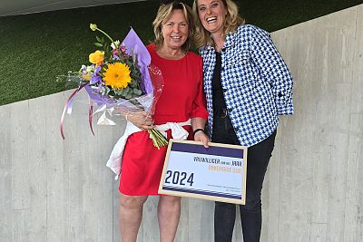 Annemarie Oor vrijwilliger van het jaar
