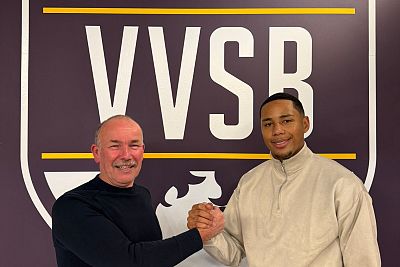 Dario van Breukelen ook volgend seizoen in paars en geel