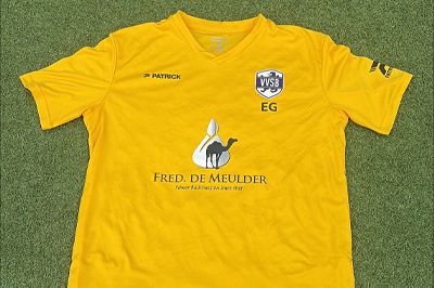 JO10 VVSB in nieuw inloopshirt dankzij Fred. de Meulder