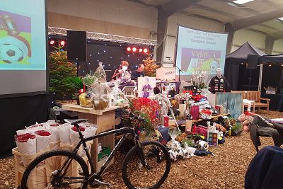 Kerstveiling brengt €73.500 op.