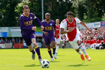 Ajax kijken op De Boekhorst