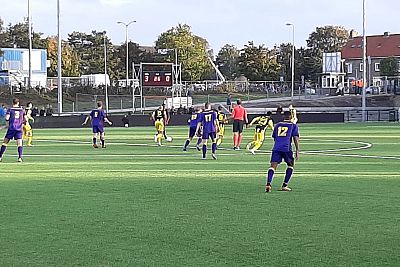 VVSB pakt belangrijke overwinning op Hoek