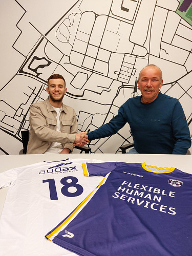 Ricardo Kuijvenhoven voetbalt ook volgend seizoen voor VVSB