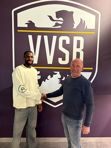 Gyliano van Velzen ook volgend seizoen in het paars-geel!