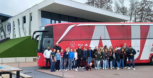 VVSB meiden naar Ajax - Feyenoord
