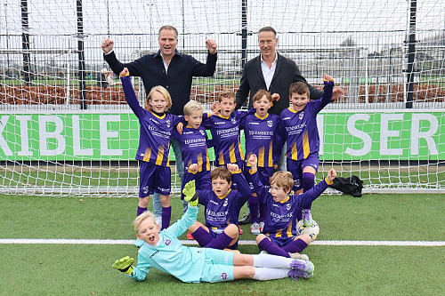 VVSB jeugd straalt in nieuwe tenues!