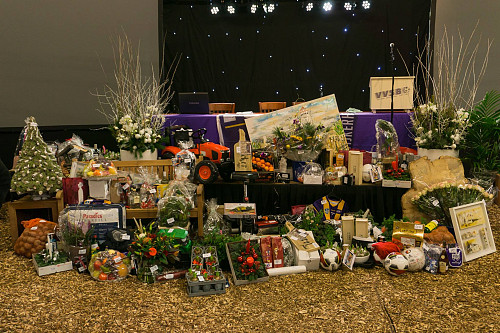 Kerstveiling brengt € 70.000 op.