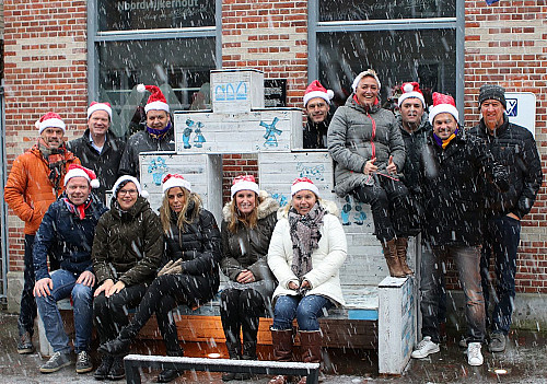 Kerstveilingcommissie is er klaar voor!
