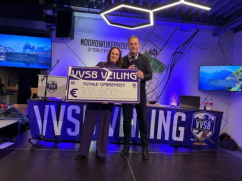 VVSB Veiling brengt €102.500 op.