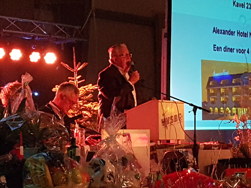 Kerstveiling brengt €73.500 op.