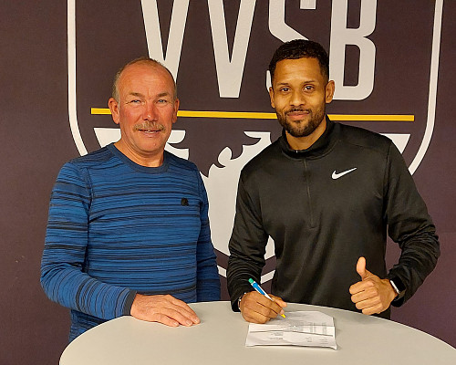 Twee blijvers en twee vertrekkers