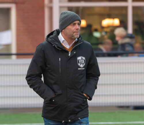 VVSB verlengt met Richard Plug
