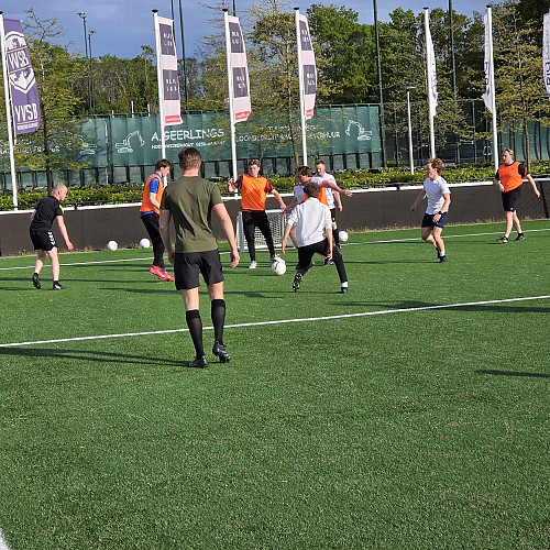Zaterdag 9 krijgt training van ons 1e