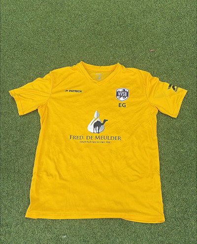 JO10 VVSB in nieuw inloopshirt dankzij Fred. de Meulder